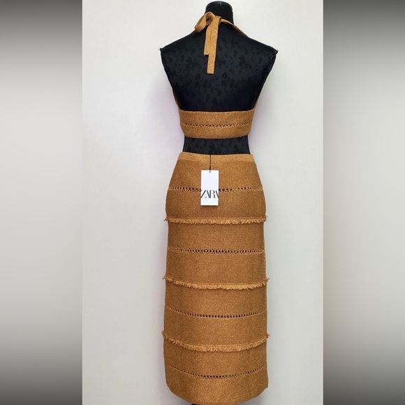 ZARA BUCKLED METALLIC THREAD KNIT DRESS SIZA LARGE - Picture 4 of 13